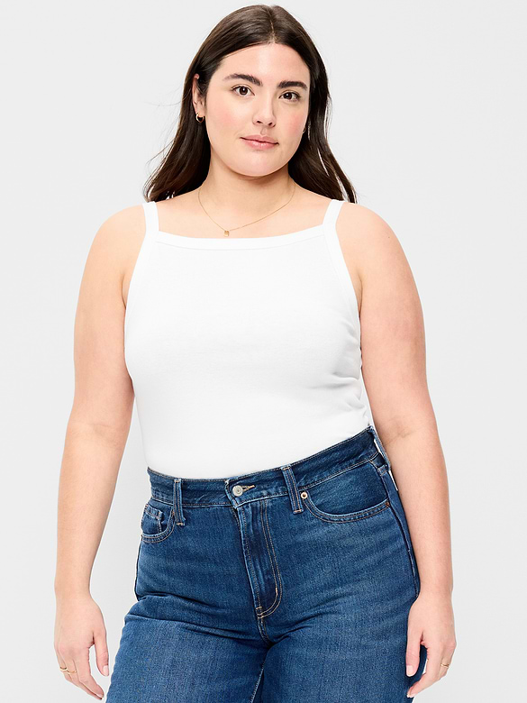 Camisole ajustée à encolure tablier.