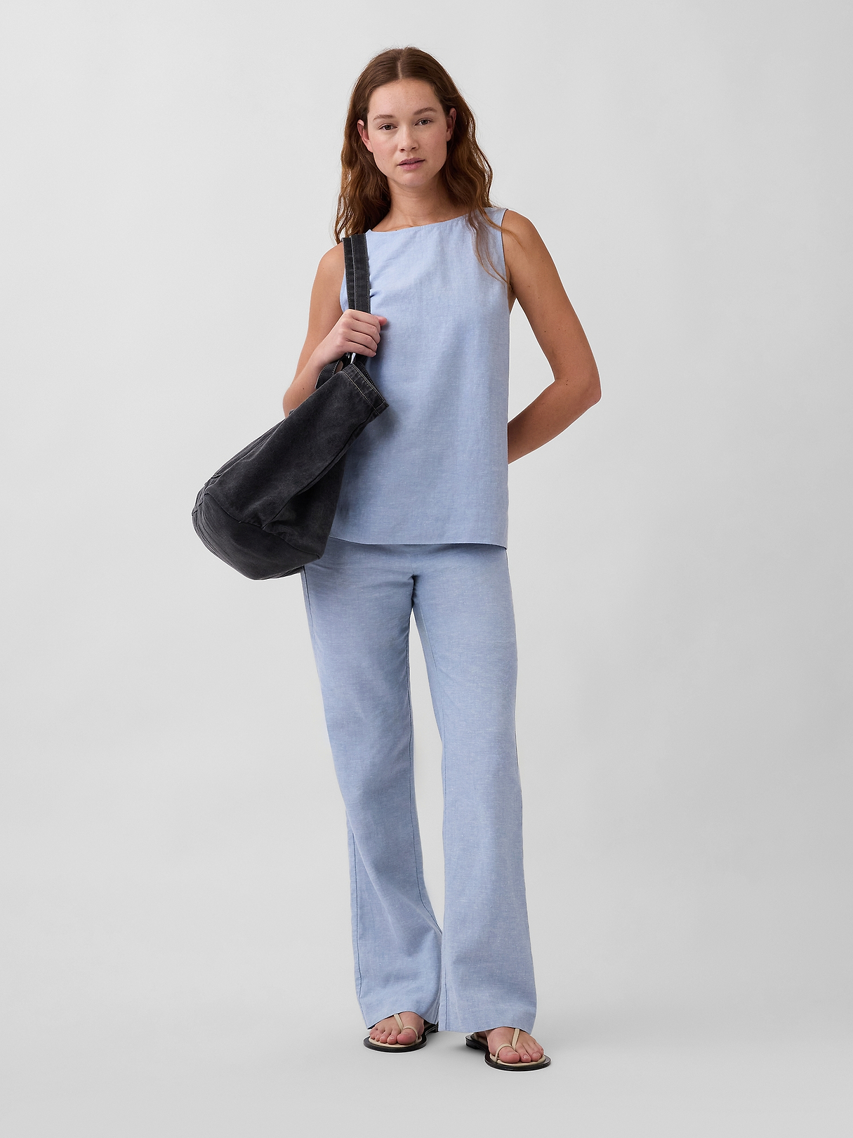 Low Rise Linen-Blend Flare Pants | Gap