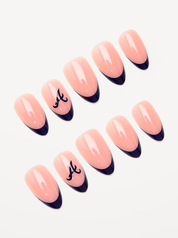 Glamnetic x Fanatics Atlanta Braves Press-On Nail Kit