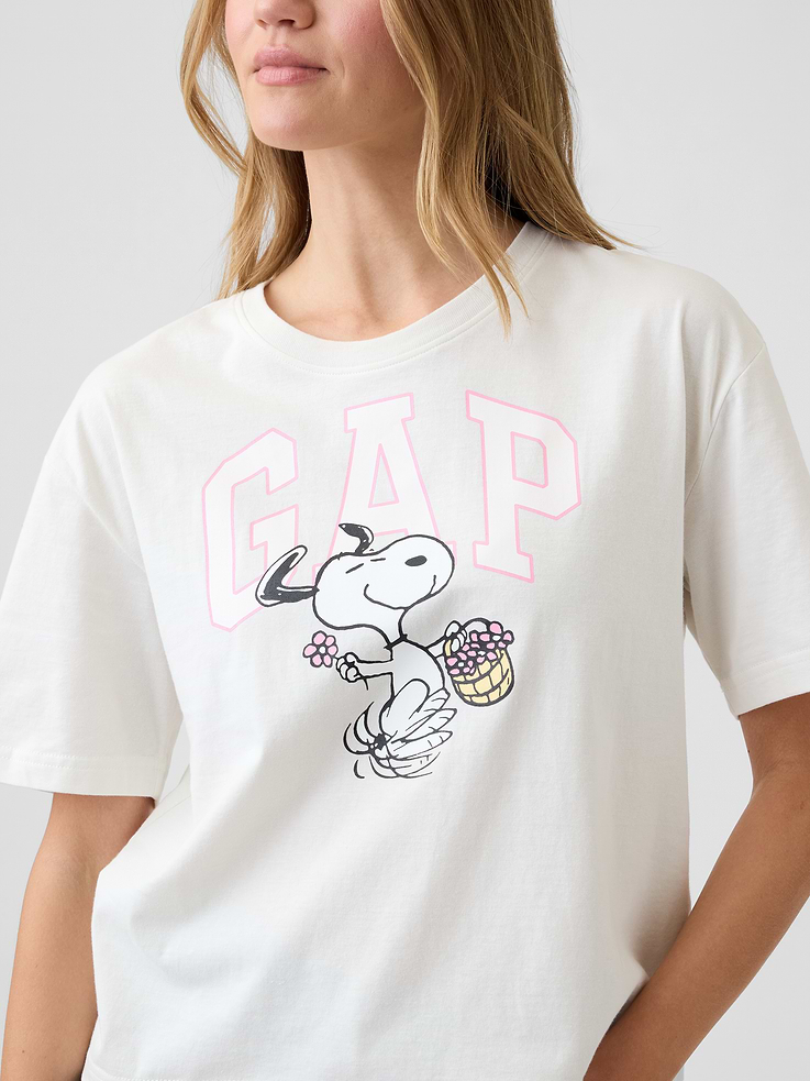 Image number 4 showing, Peanuts Oversized Gap Logo T-Shirt