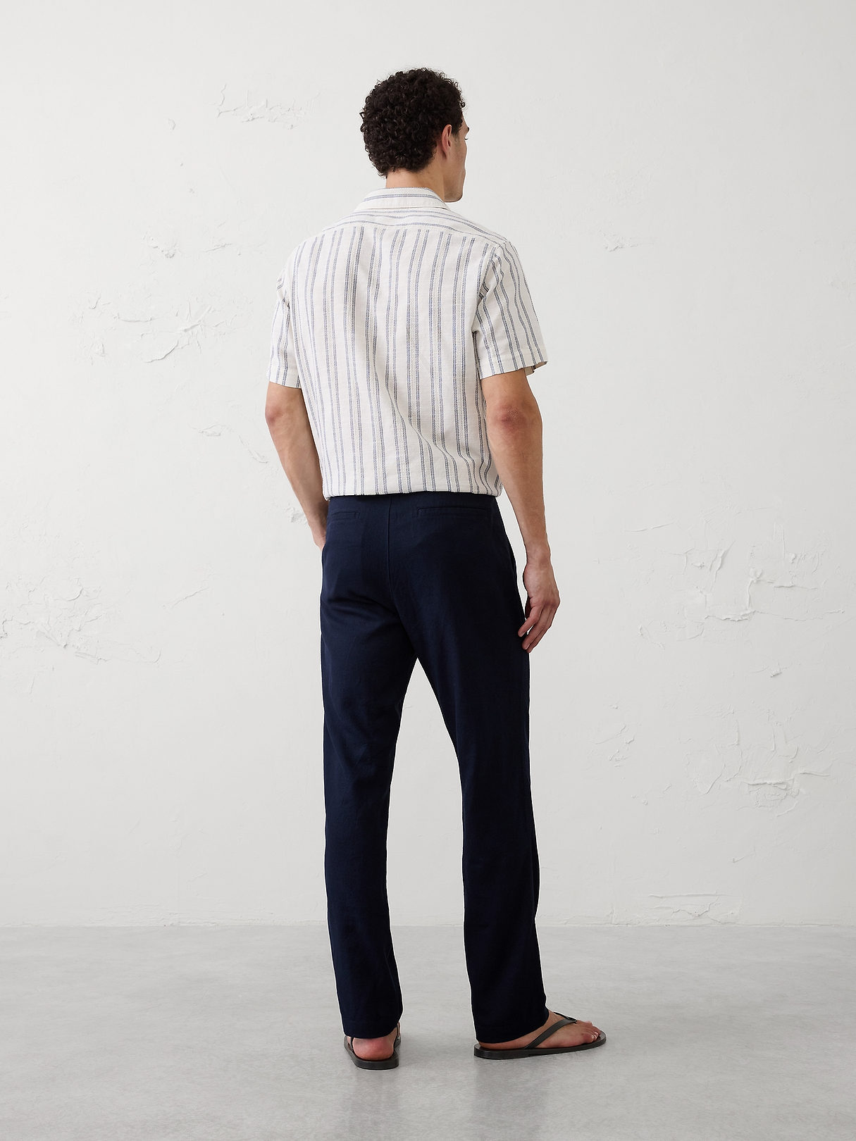 Straight-Fit Linen-Blend Pull-On Pant | Banana Republic Factory