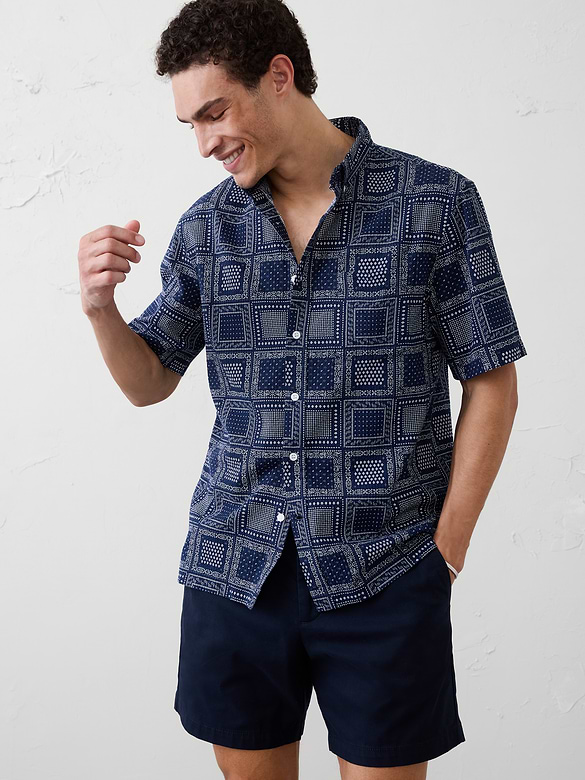 Standard-Fit Seersucker Shirt