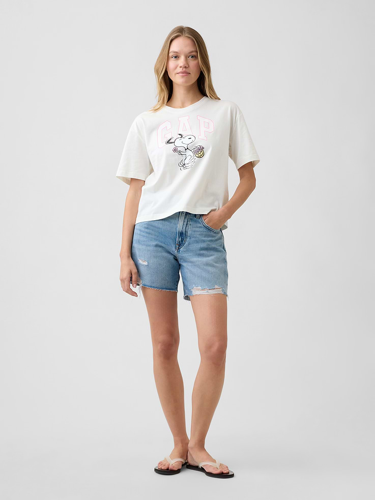 Image number 3 showing, Peanuts Oversized Gap Logo T-Shirt