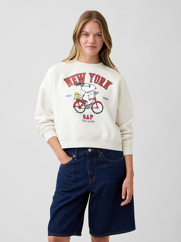 Oversized Wedge Crewneck Sweatshirt