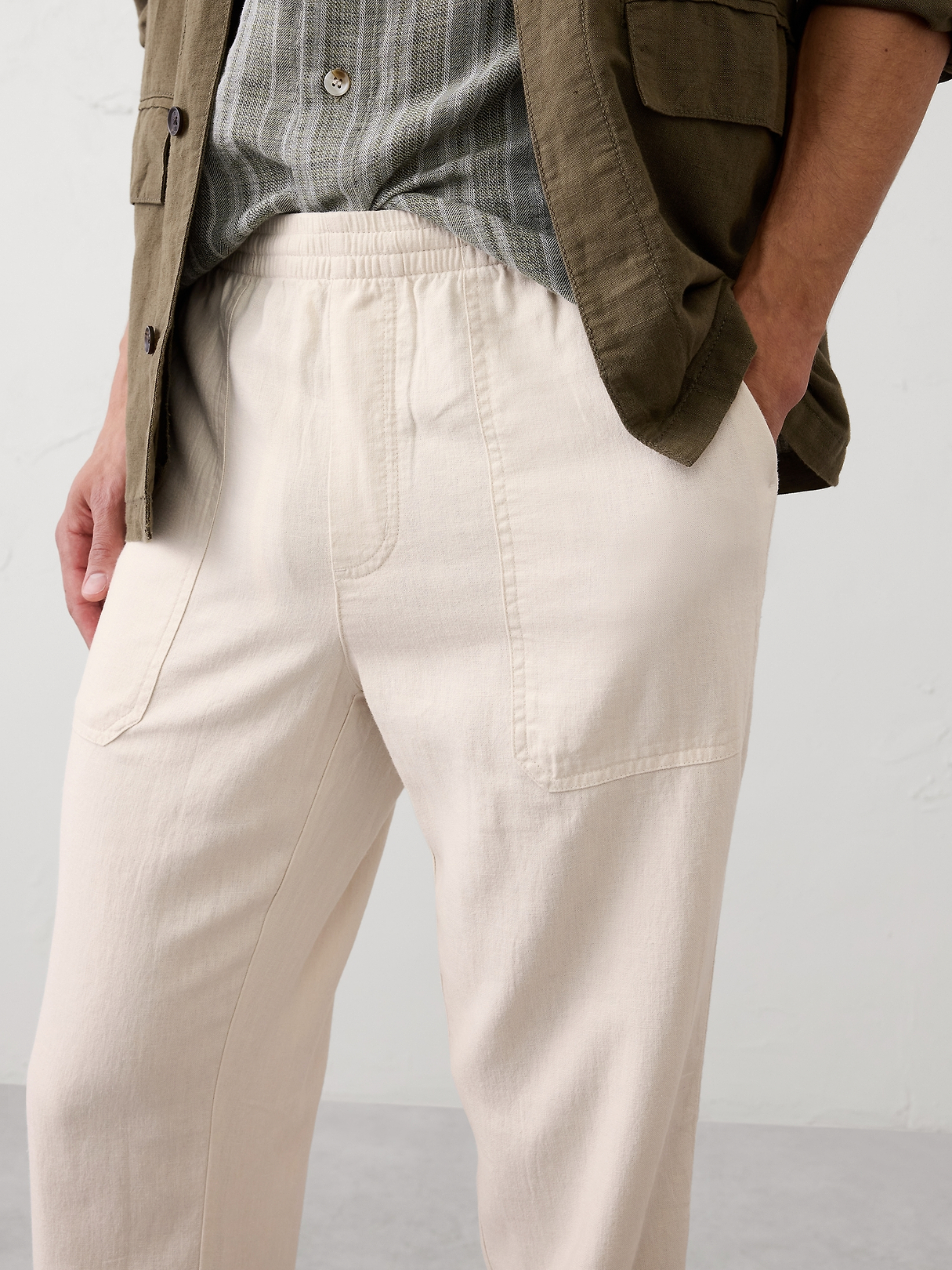 Straight-Fit Linen-Blend Pull-On Pant | Banana Republic Factory