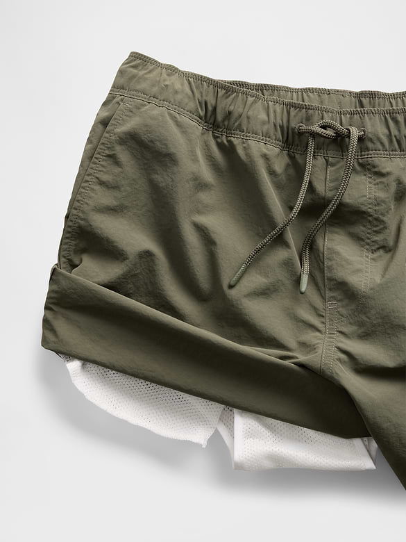 6" Relaxed Swim Trunks