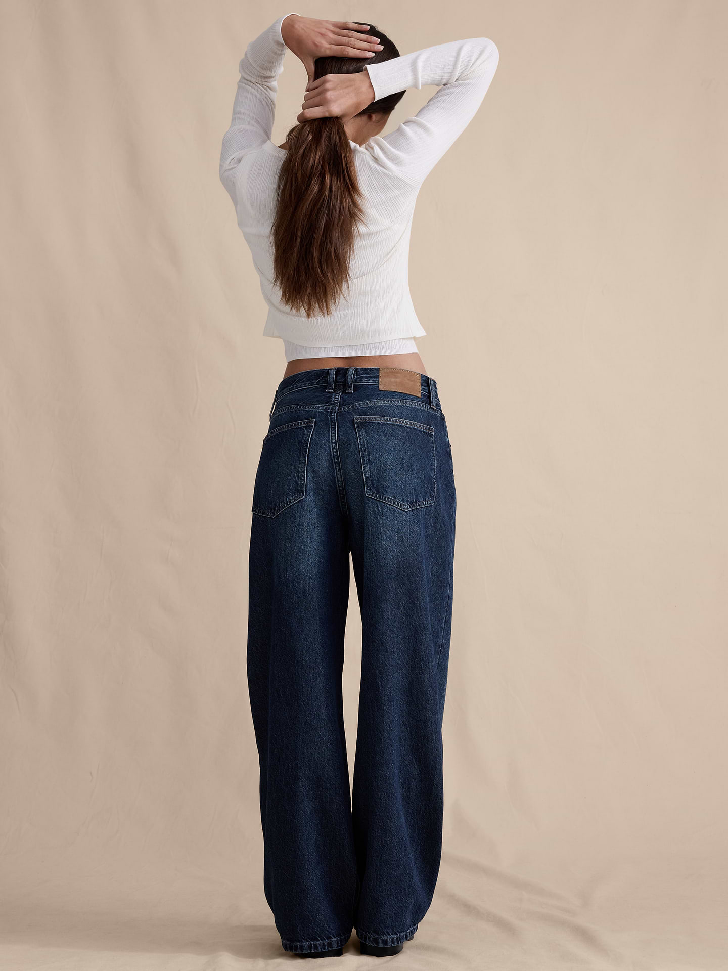 Image number 8 showing, Mid-Rise Baggy-Straight Lightweight Jean