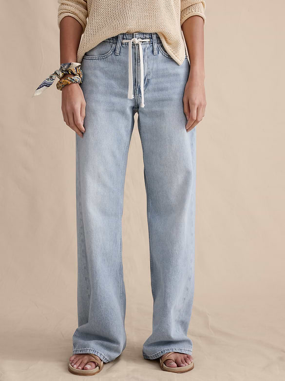 Mid-Rise Wide-Leg Drawstring Jean