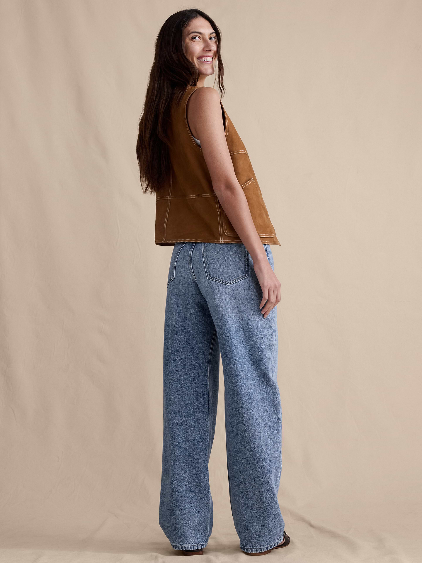 Image number 3 showing, High-Rise Relaxed Wide-Leg Jean