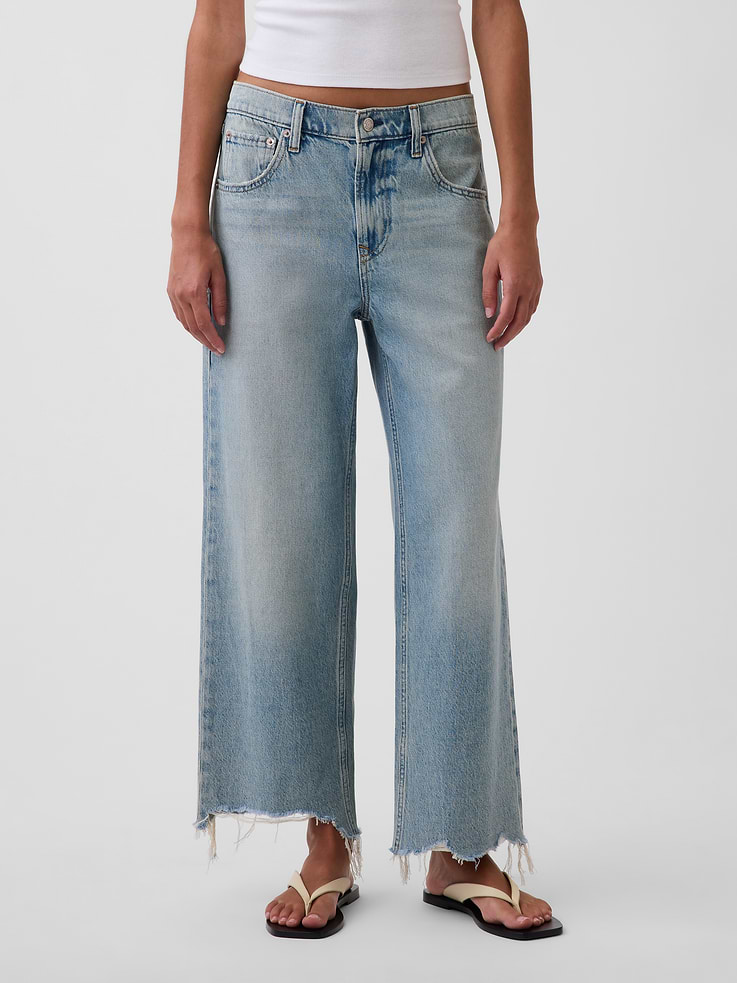 Image number 2 showing, Low Slung Relaxed Crop Jeans