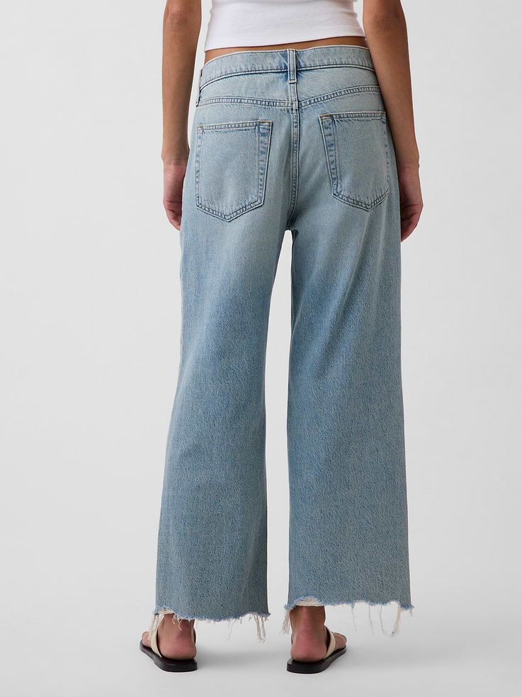 Image number 4 showing, Low Slung Relaxed Crop Jeans