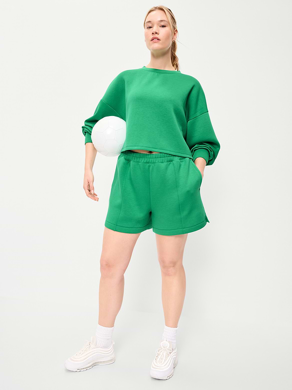 High-Waisted Bounce Fleece Shorts -- 5-inch inseam