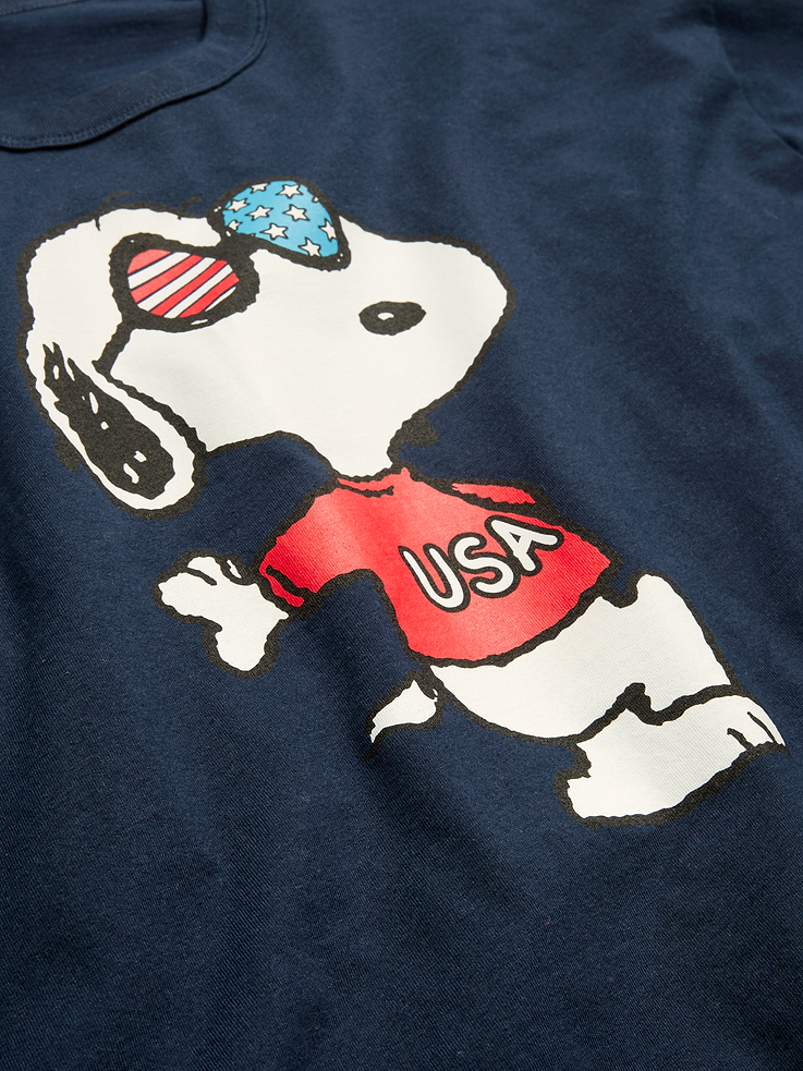 Image number 4 showing, Peanuts™ Snoopy Oversized Tunic T-Shirt