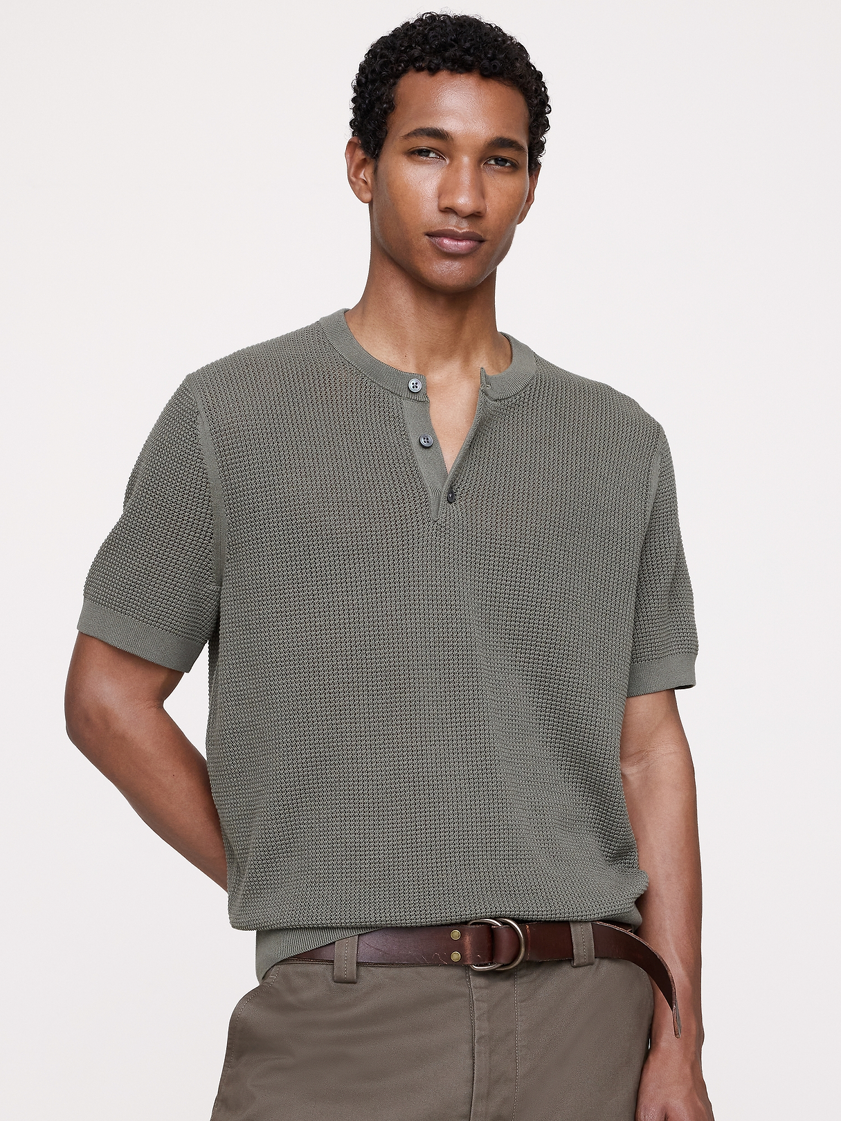 トップス ARGUE COTTON SILK MODEST HENLY T-SHITS Cotton-Silk Short-Sleeve Henley Sweater | Banana Republic