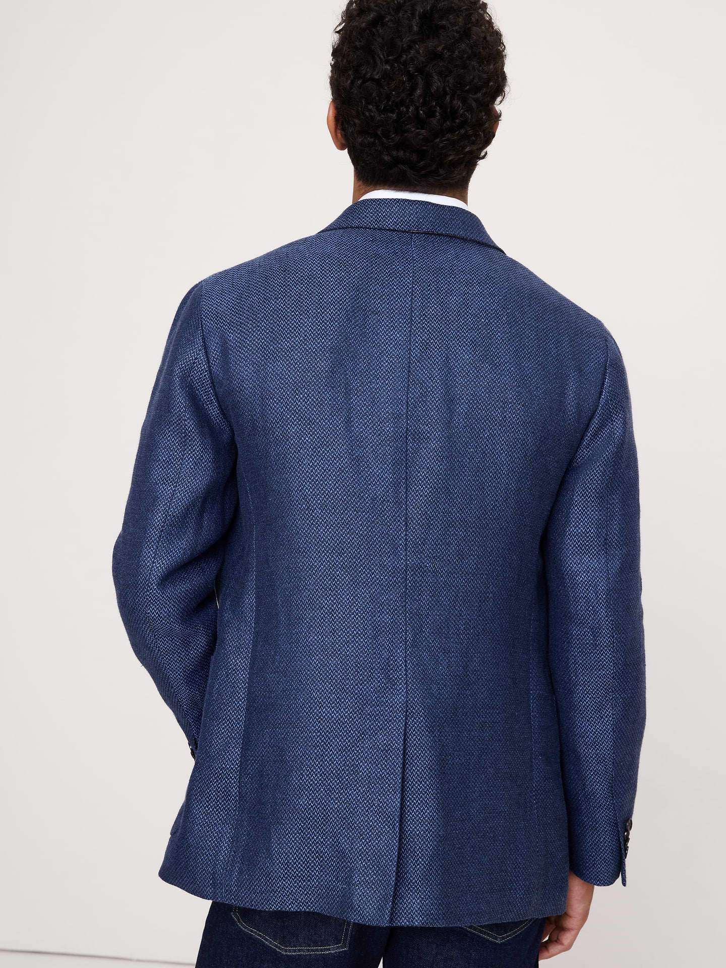 L'image numéro 3 présente Blazer sport en lin bleu à chevrons