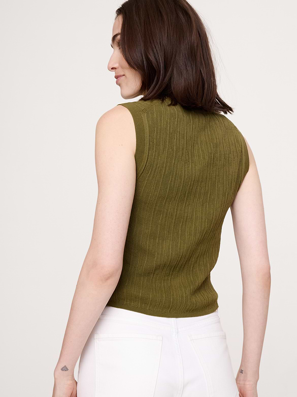 Crinkle Knit Vest