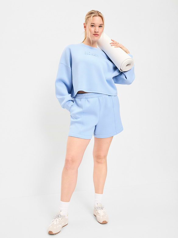 Short à taille haute en molleton raffiné, entrejambe de 12,5 cm