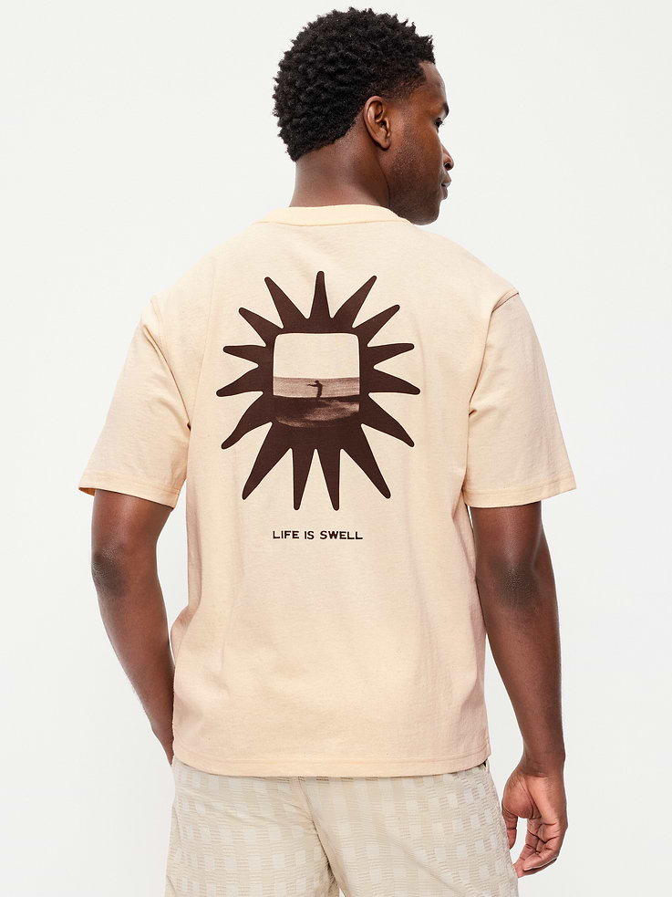 Image number 2 showing, Heavyweight Graphic T-Shirt