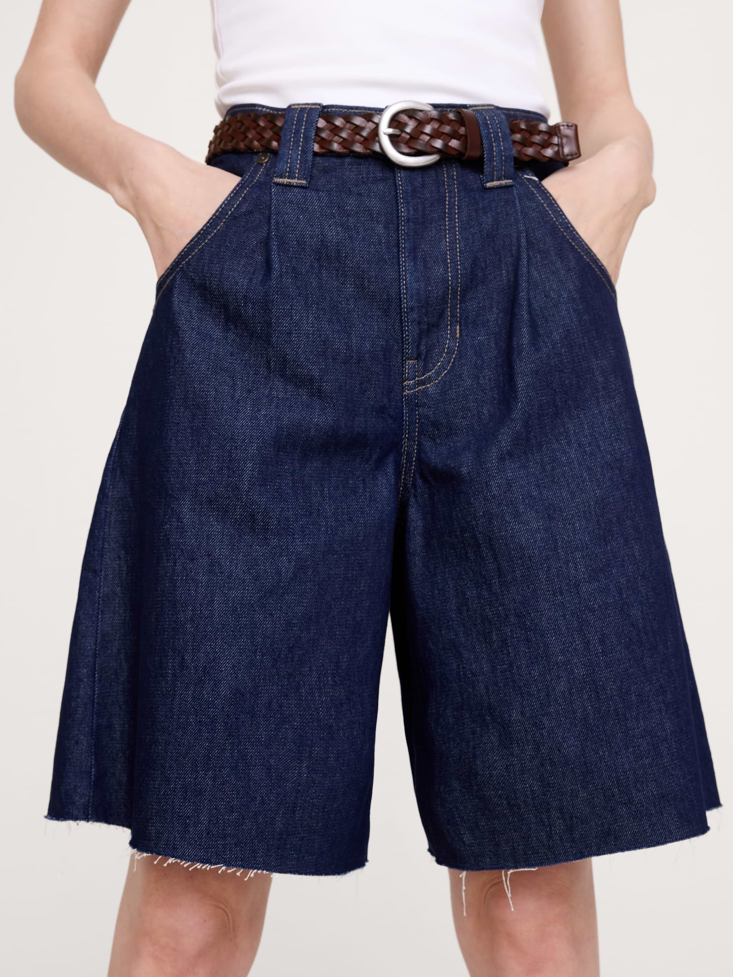 Image number 4 showing, Low-Rise Denim Bermuda Short