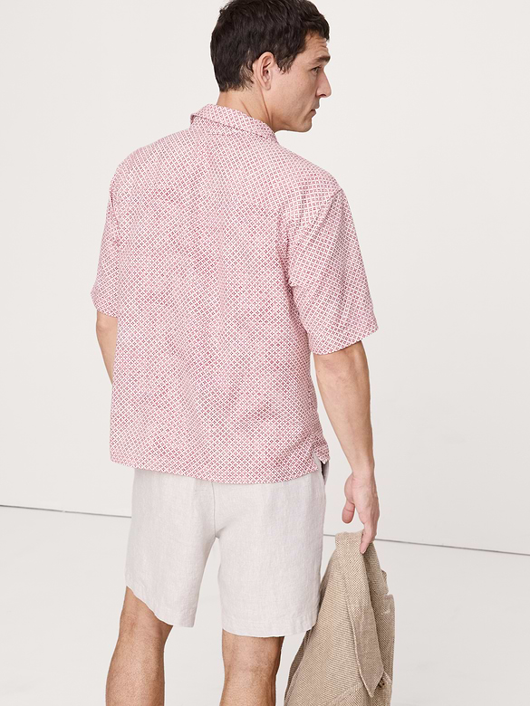 Relaxed-Fit Seersucker Resort Shirt