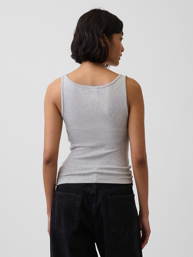 L'image numéro 2 présente Camisole moderne