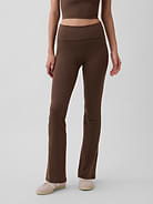 L'image numéro 2 présente Leggings légèrement évasés à taille repliable GapFit