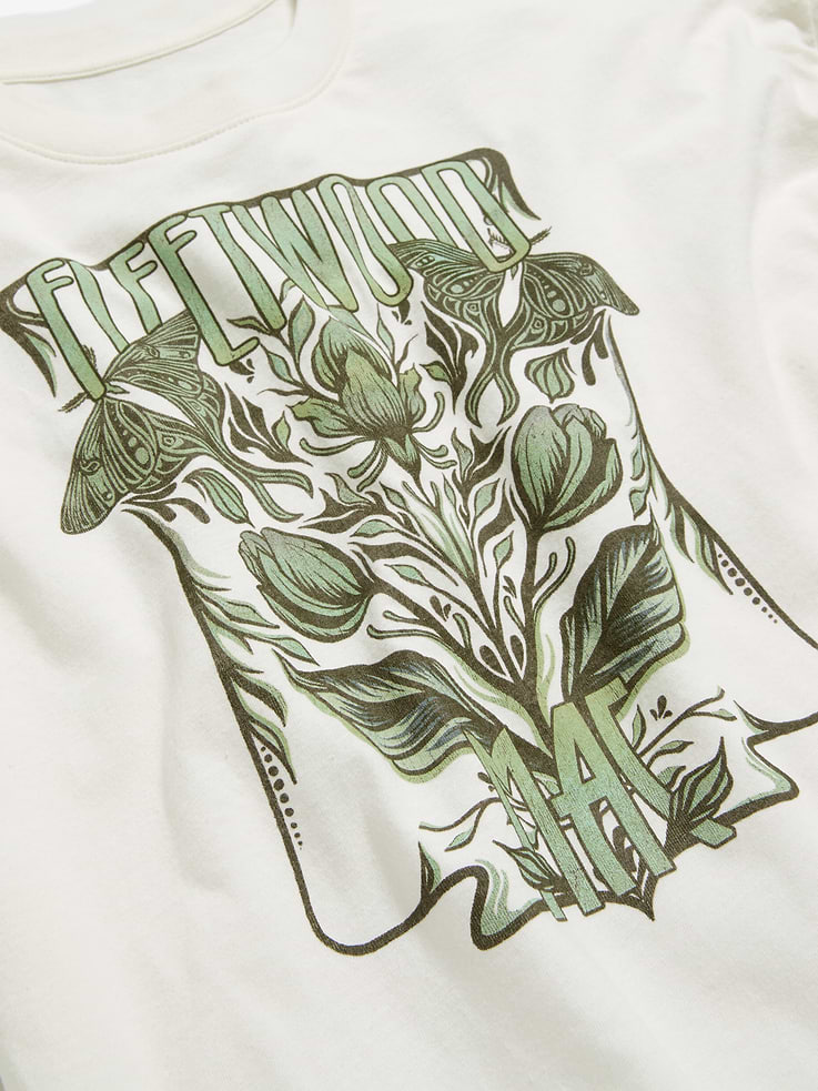 Image number 4 showing, Fleetwood Mac™ Crew-Neck Oversized Crop T-Shirt