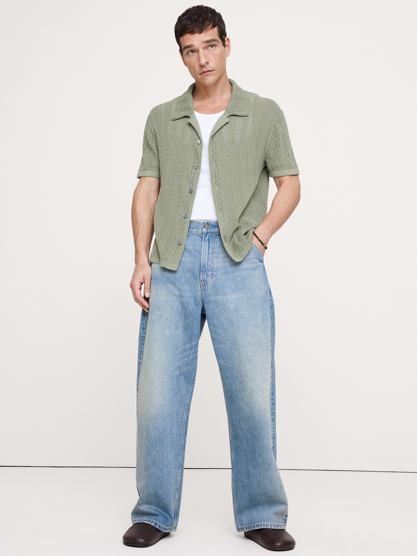 L'image numéro 4 présente Cardigan à col polo texturé