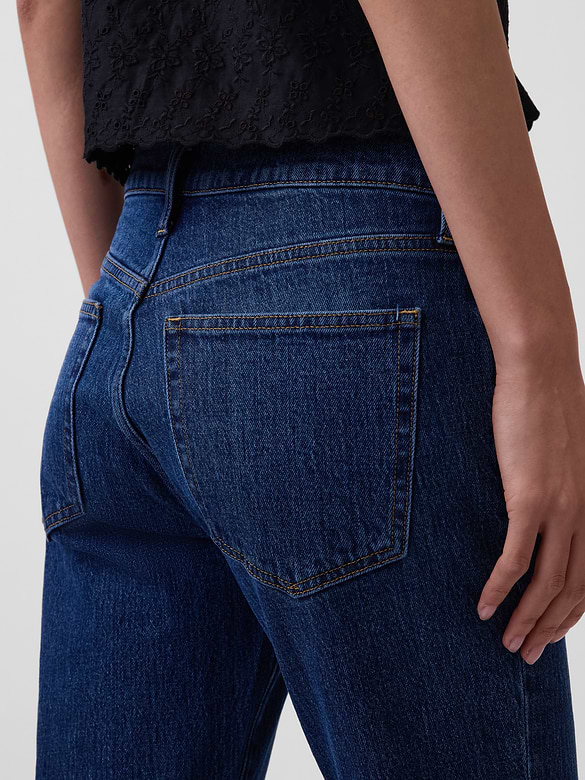 Mid Rise Relaxed Boot Jeans