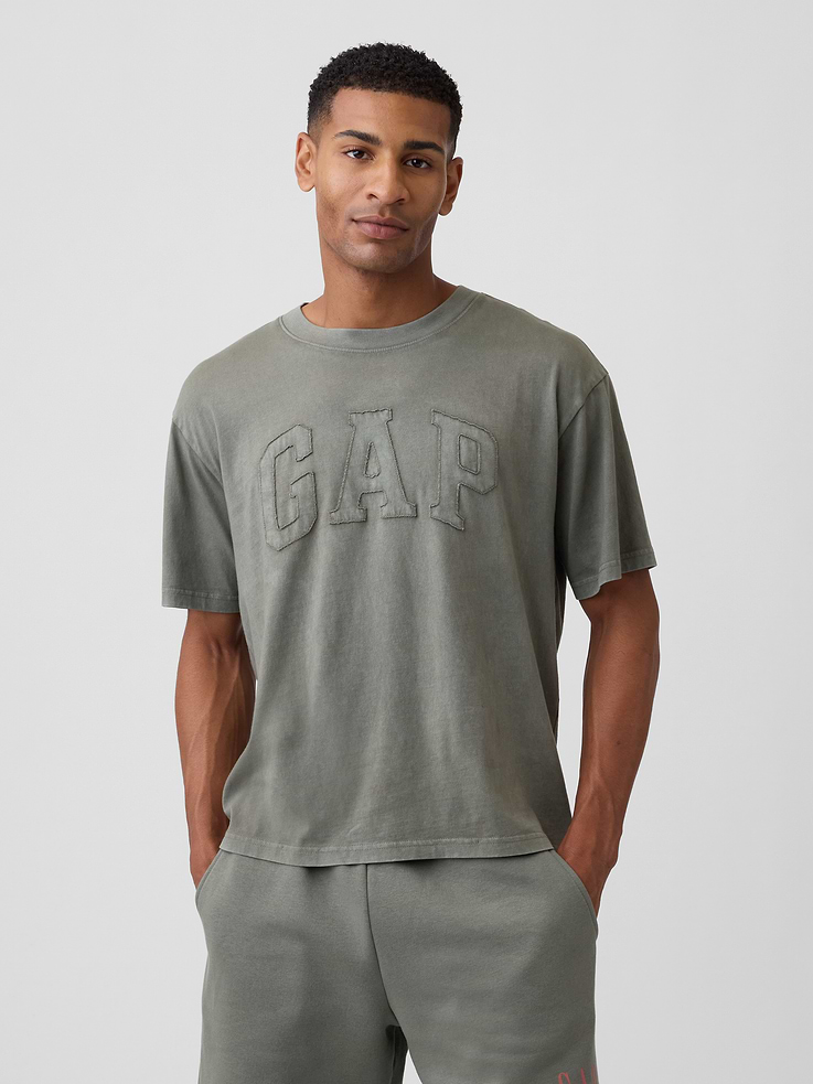 Image number 1 showing, Everyday Soft Boxy Gap Logo T-Shirt