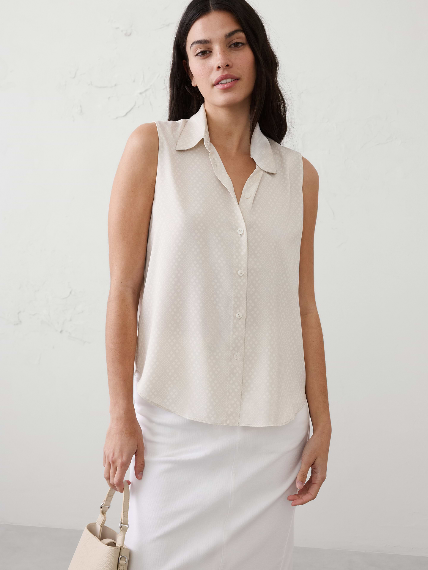 Image number 1 showing, Silky Collared Top