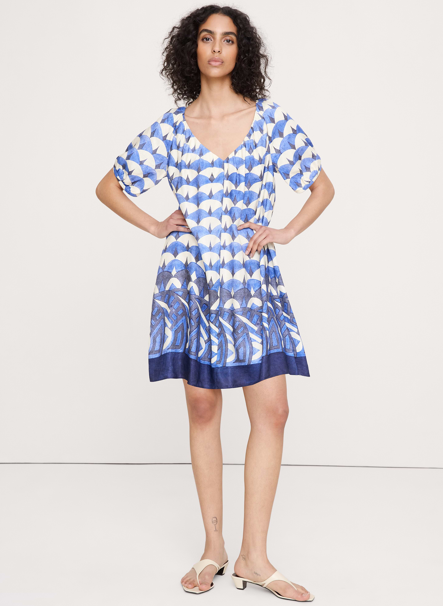 Image number 3 showing, Oversized Viscose-Linen Puff-Sleeve Mini Dress