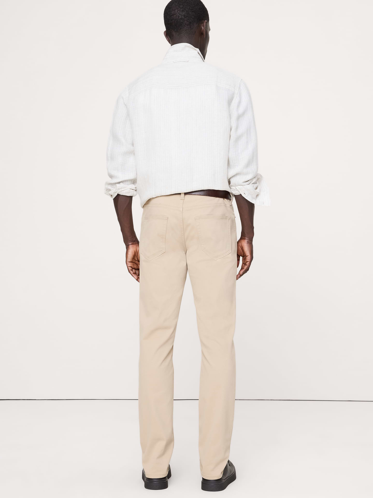 L'image numéro 2 présente Pantalon Voyageur étroit