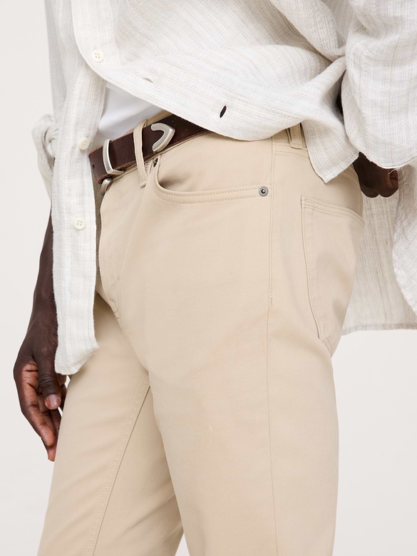 Slim Traveler Pant