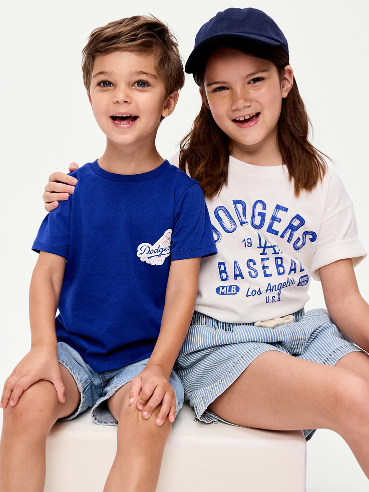 L'image numéro 4 présente Chandail à capuchon des Dodgers de Los Angeles unisexe pour enfant
