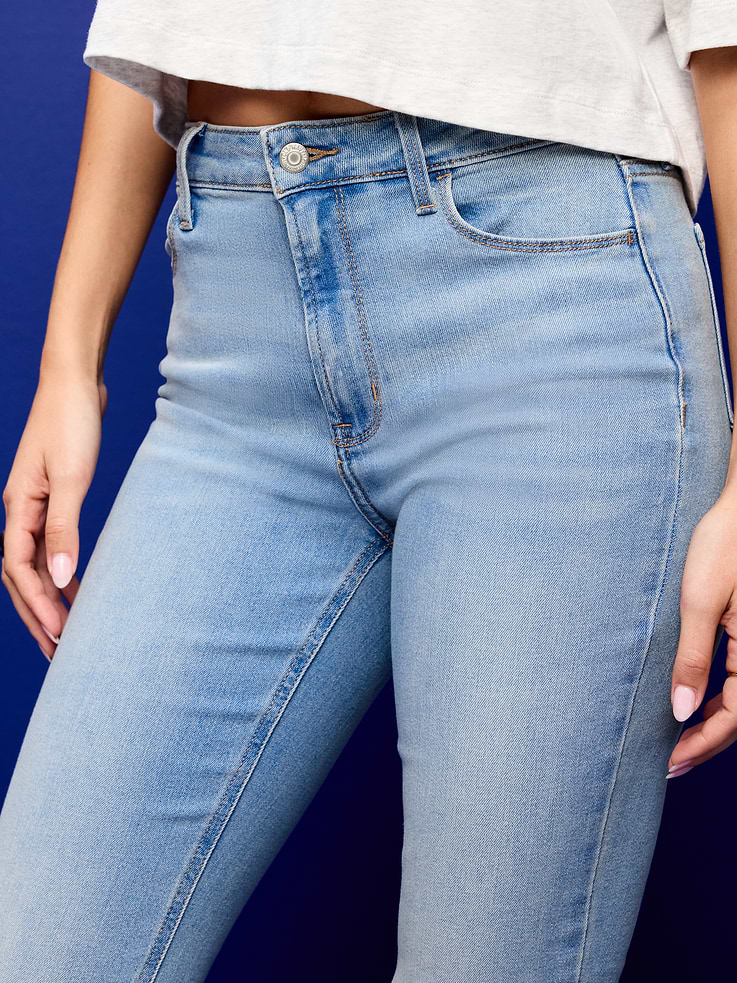Image number 6 showing, High-Waisted Wow Flare Jeans