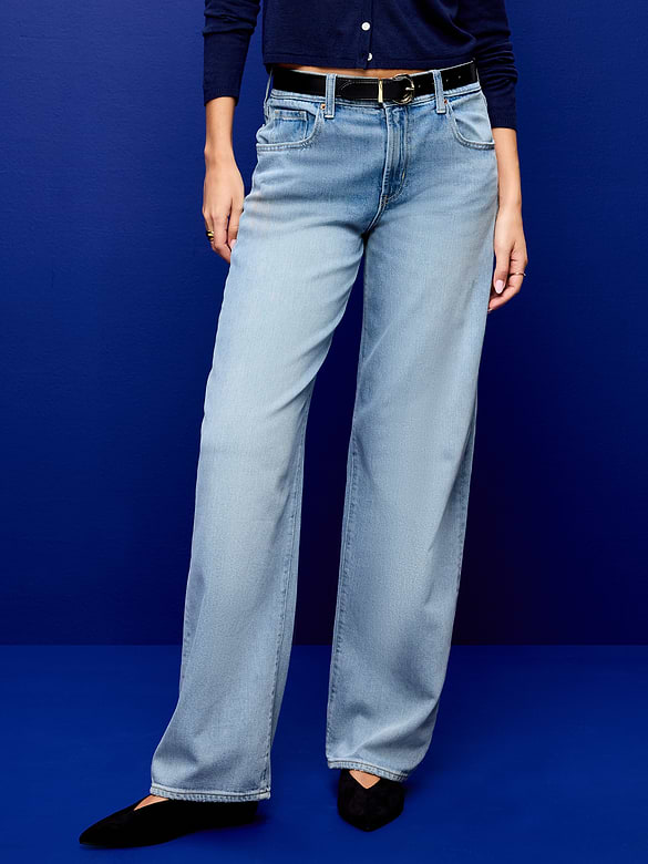 Low-Rise Loose Jeans