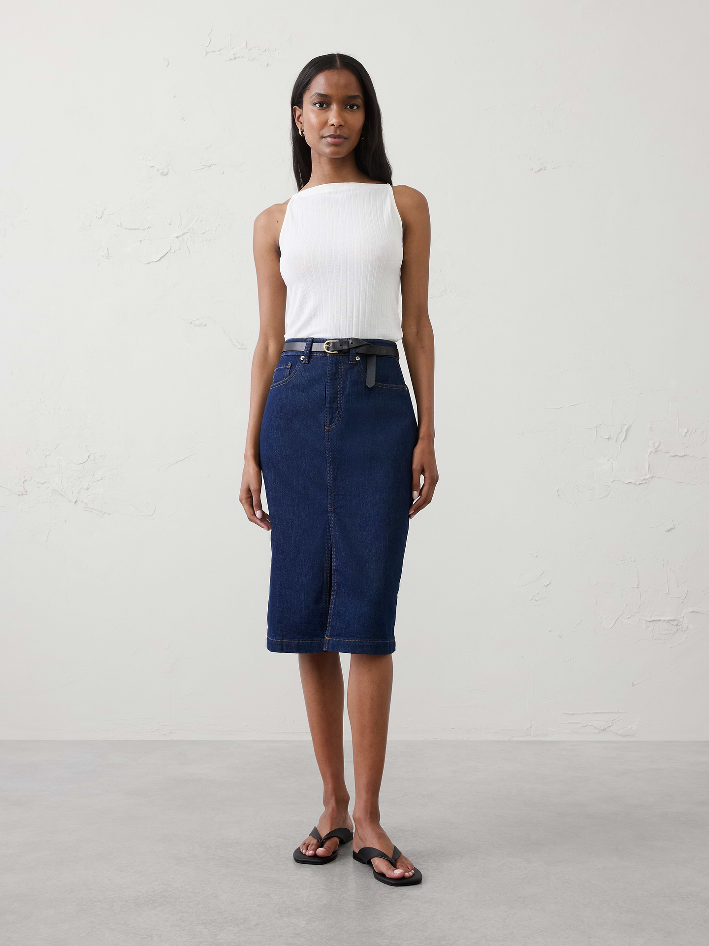 Image number 1 showing, Ribbed High-Neck Top