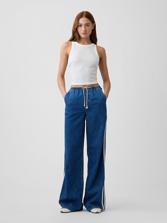 Mid Rise Soft Pull-On Wide-Leg Jeans