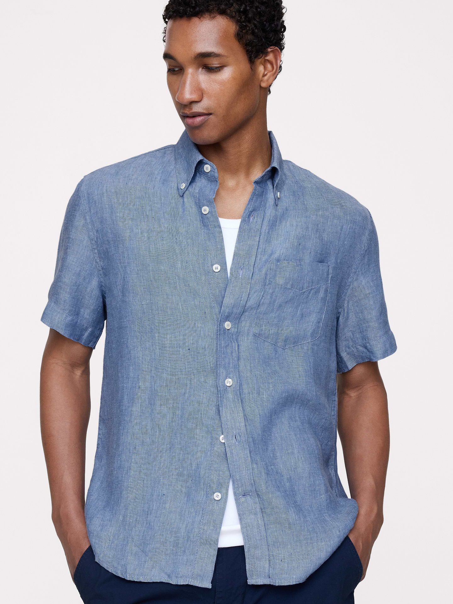 Image number 1 showing, Standard-Fit Linen Short-Sleeve Shirt