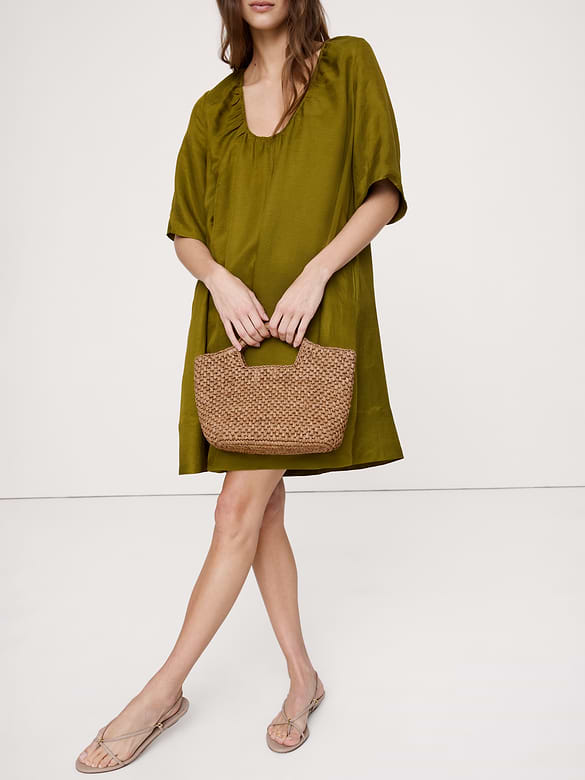 Sandy Raffia Handheld Tote by Hat Attack