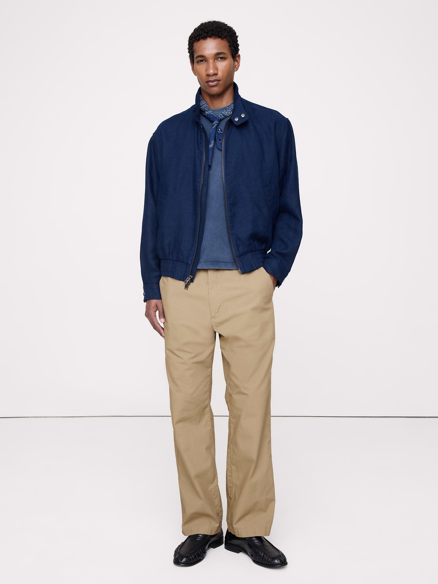 L'image numéro 1 présente Pantalon Escale décontracté en coton à taille extensible