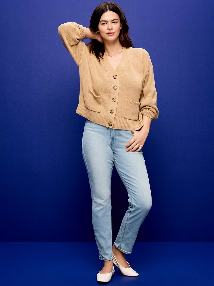 Image number 7 showing, High-Waisted Wow Straight Ankle Jeans