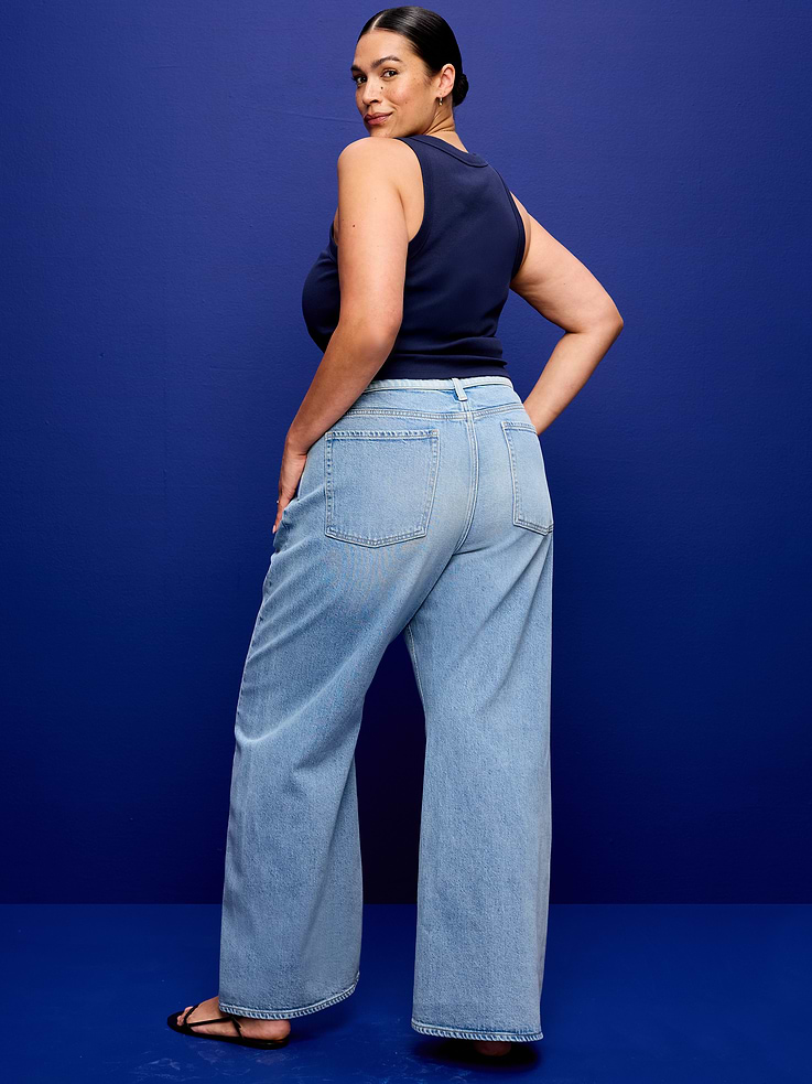 Image number 9 showing, Mid-Rise Twisted-Seam Flare Jeans