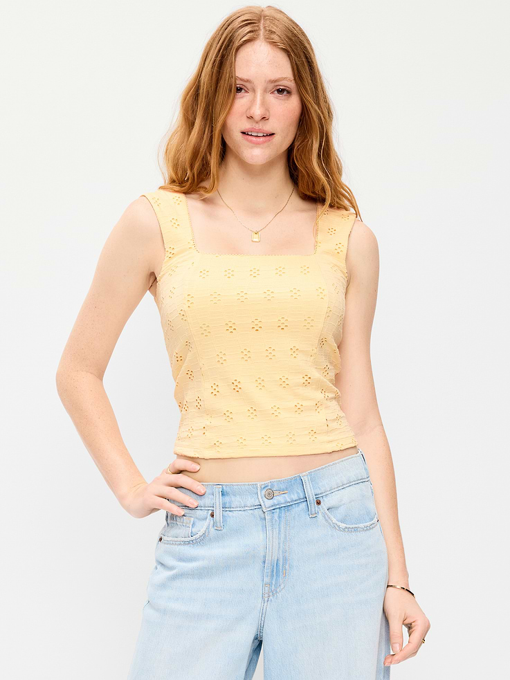 L'image numéro 1 présente Camisole à broderie anglaise à corsage cousu