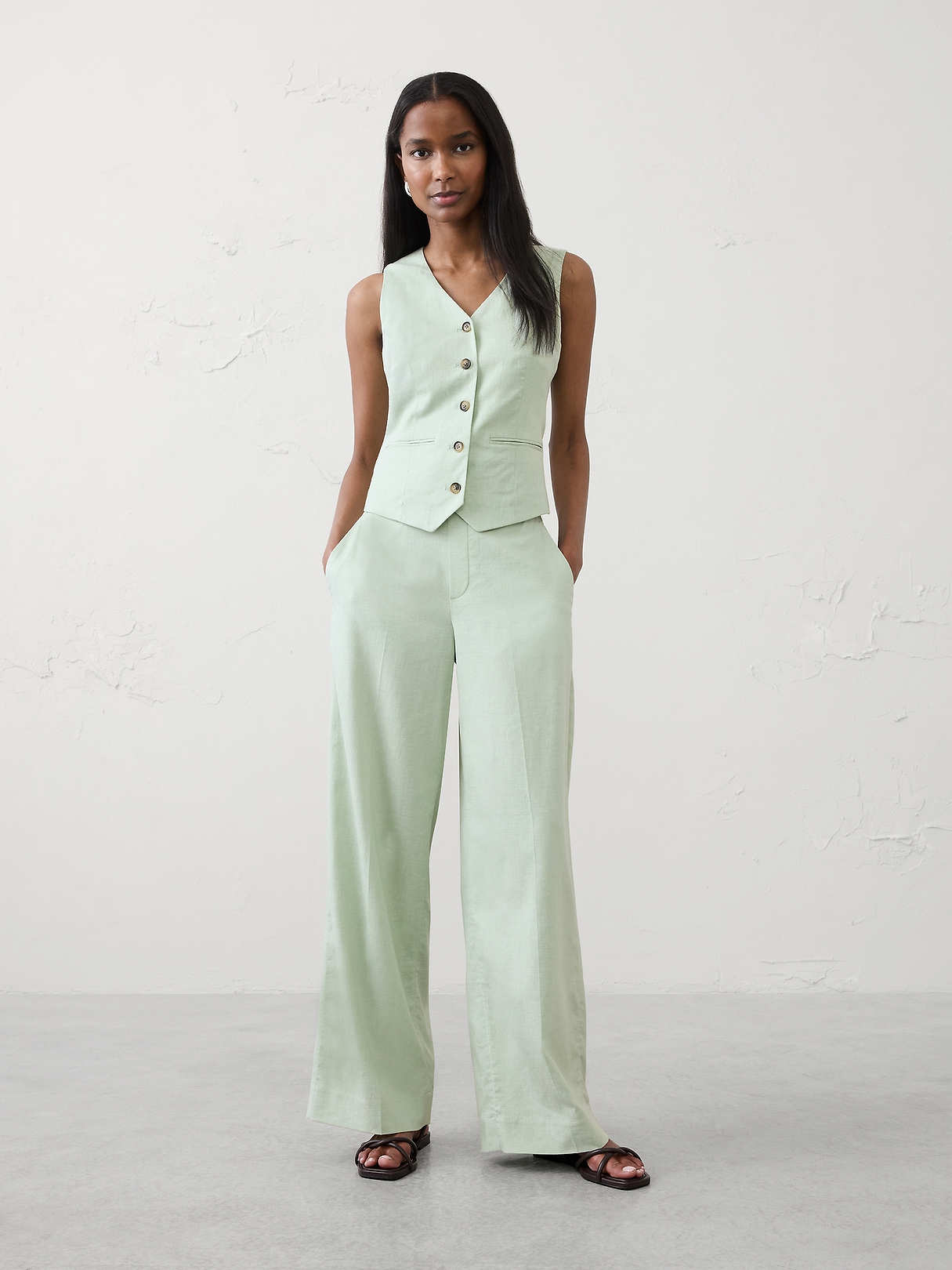 Wide-Leg High-Rise Linen-Blend Pant | Banana Republic Factory