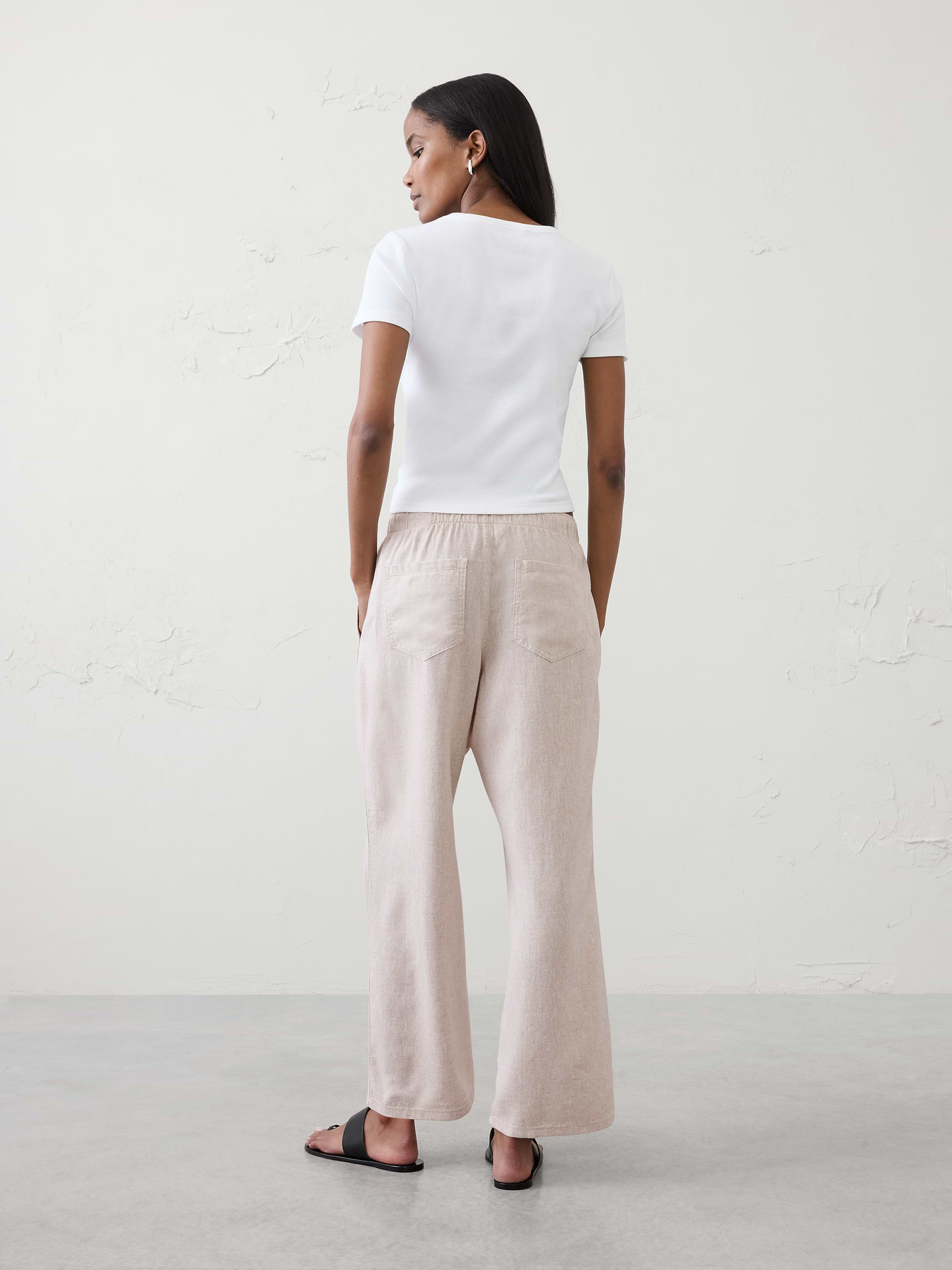 Image number 2 showing, Straight-Leg Mid-Rise Linen-Blend Pant