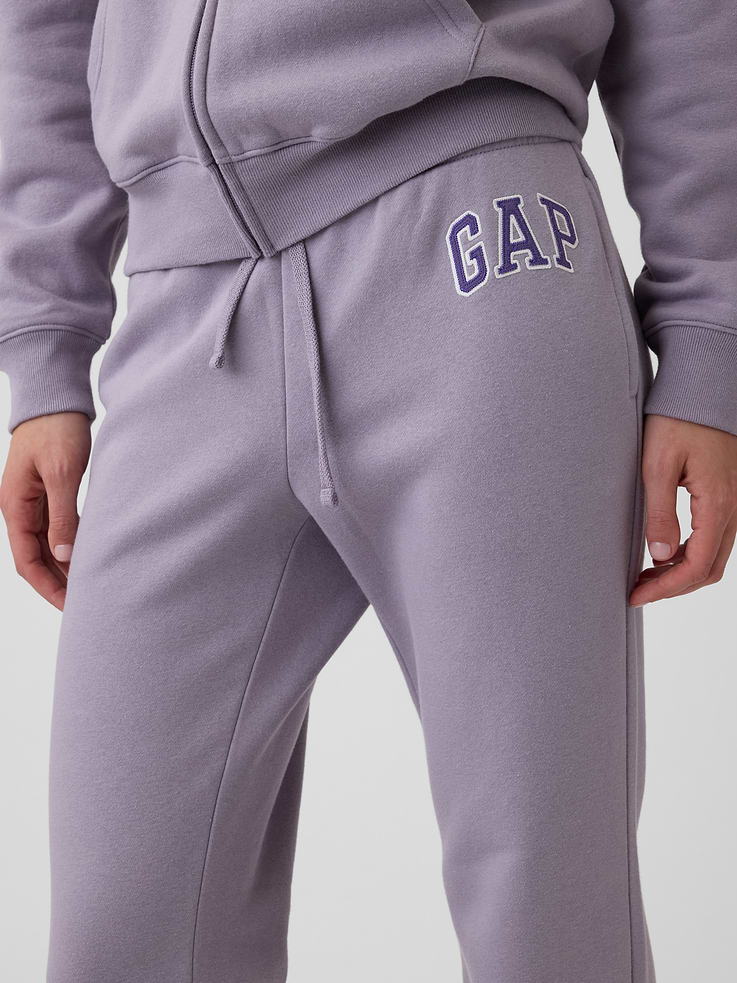 Image number 4 showing, Gap Logo Straight Sweatpants