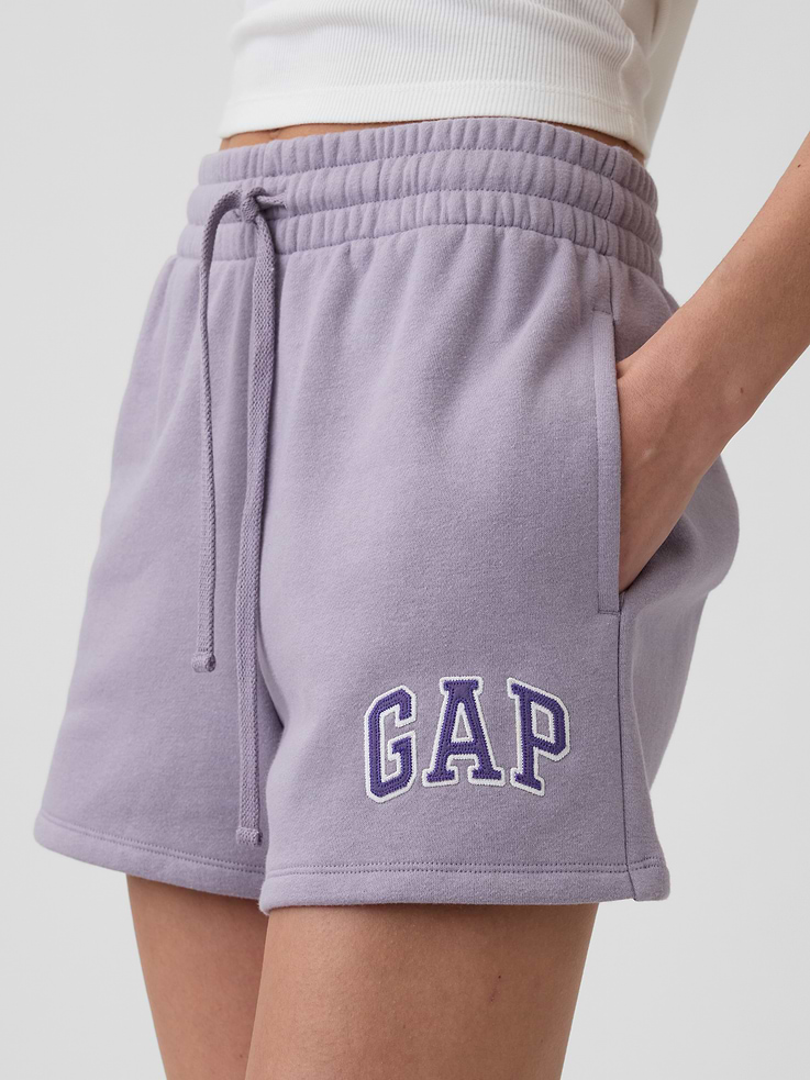 Image number 4 showing, Gap Logo Shorts