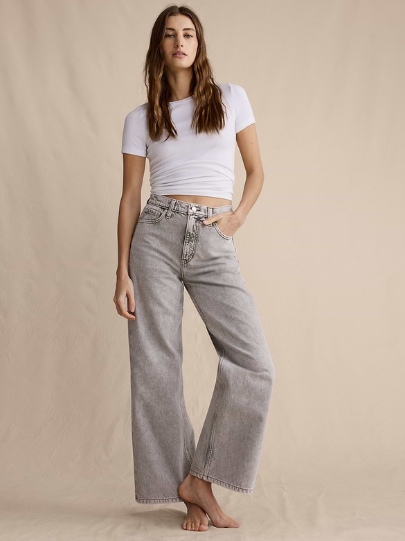The Icon Classic Wide-Leg Crop Jean